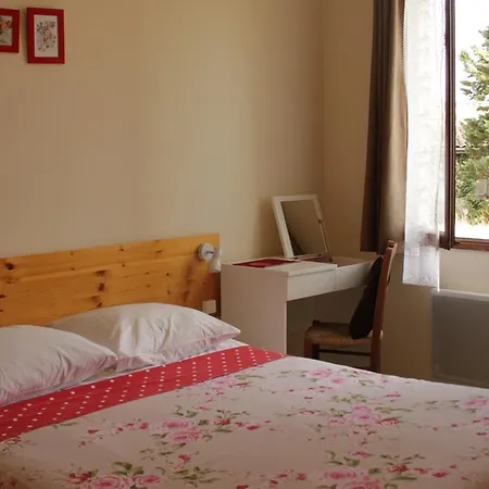 Du Balestie Guest house Malegoude
